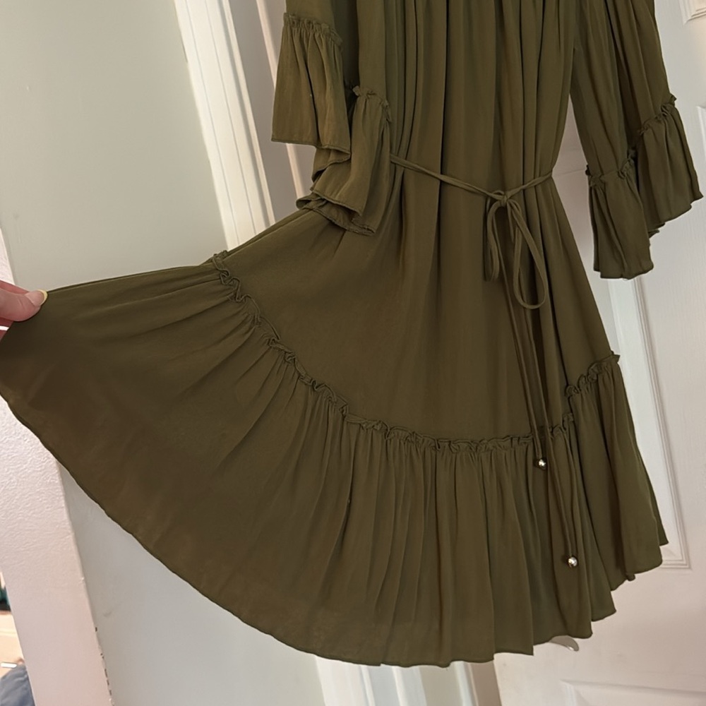 BlueIvy Olive Off Shoulder Dress. NWOT. Large